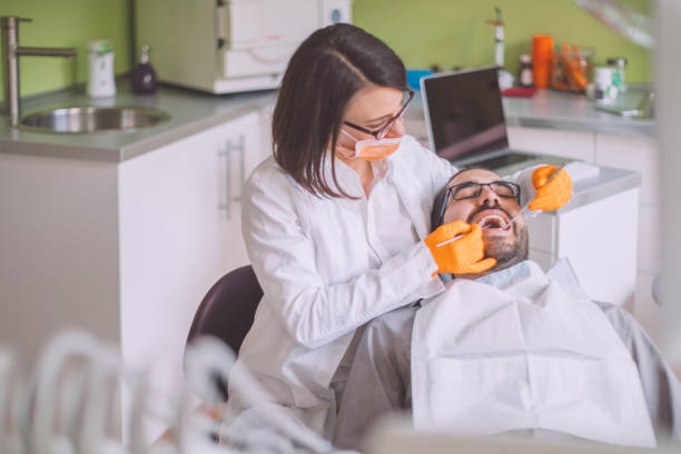 Best Urgent Tooth Repair  in Fort Branch, IN